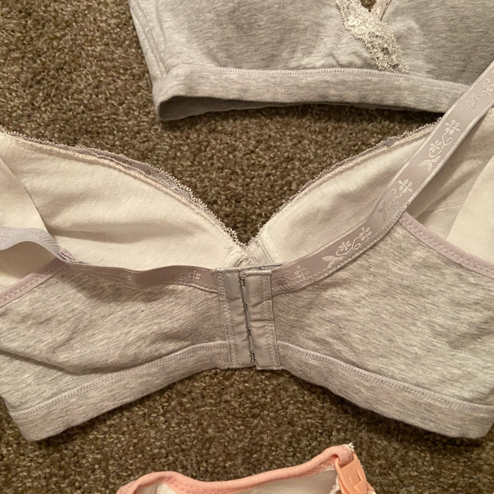 Women's Lace Trim Bras - Pink and Gray - Picture 5 of 13
